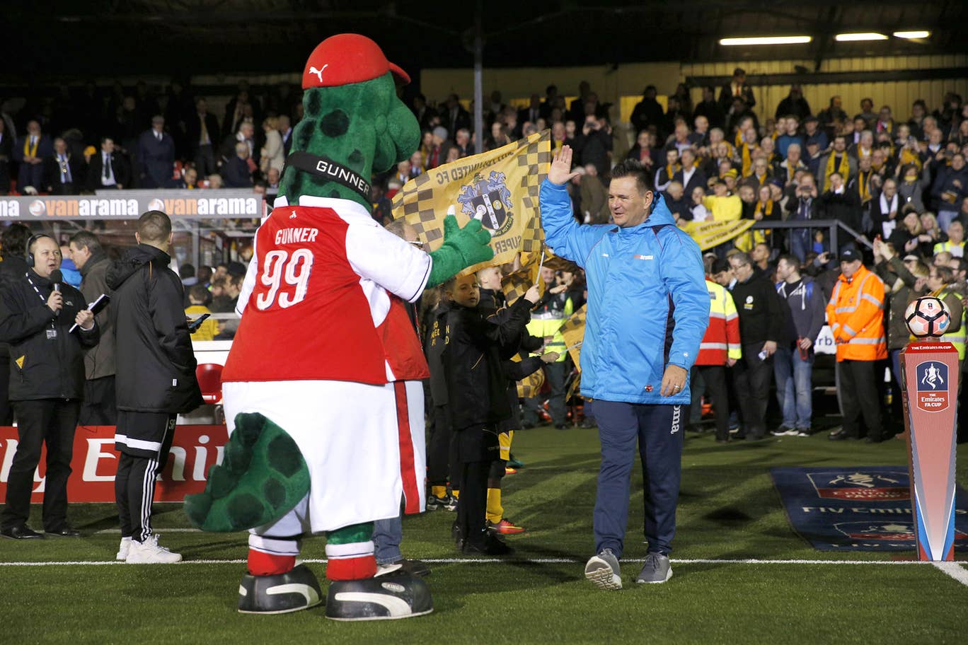 Arsenal mascot Gunnersaurus Arsenal mascot Gunnersaurus