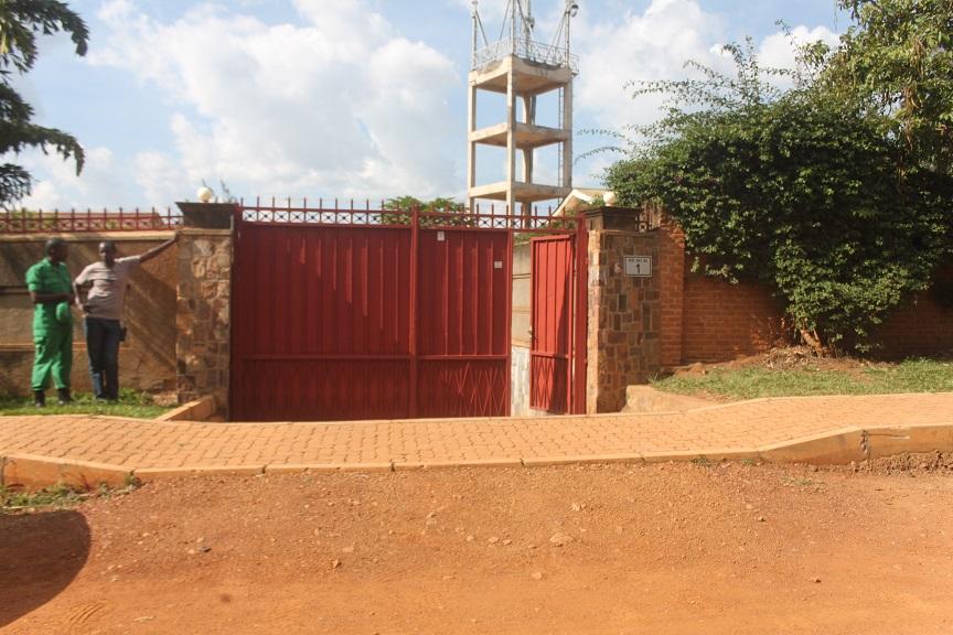 Urugo Christine yari atuyemo